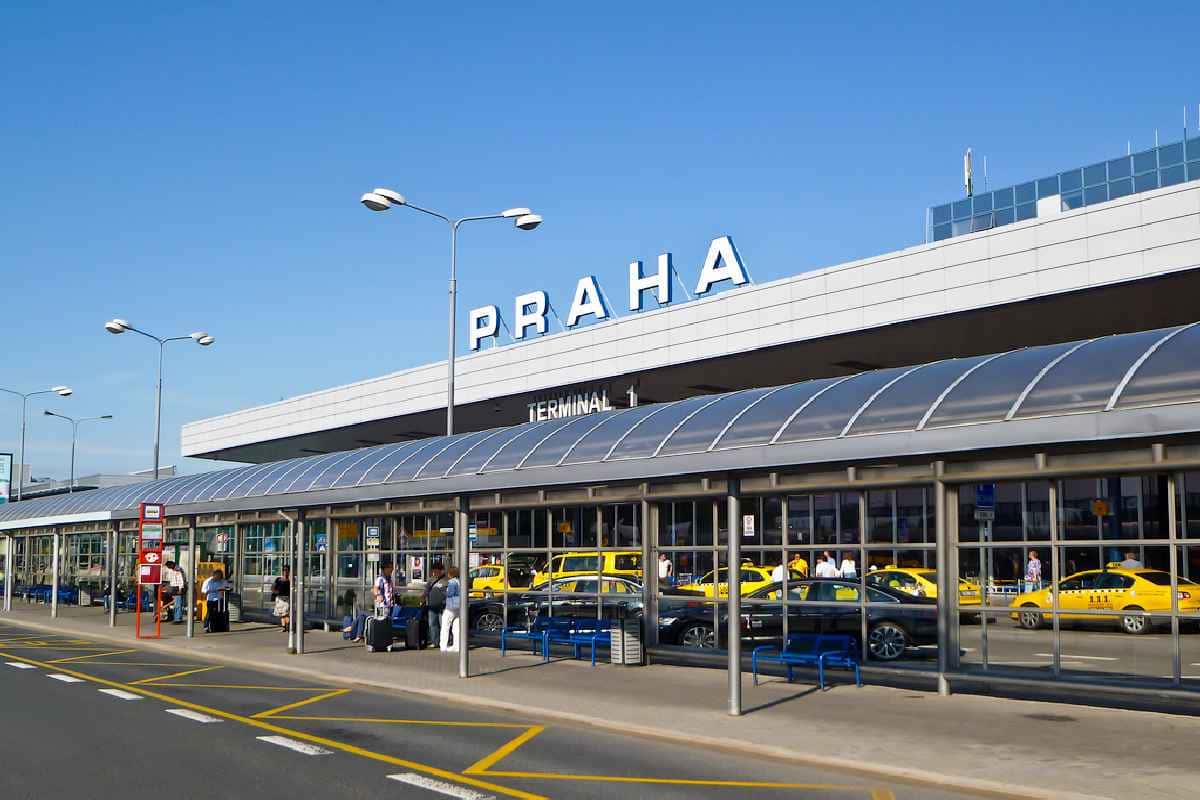 Taxi na letisko Praha City - taxislužba - transfer na letiska - viacmiestne taxi - drink taxi
